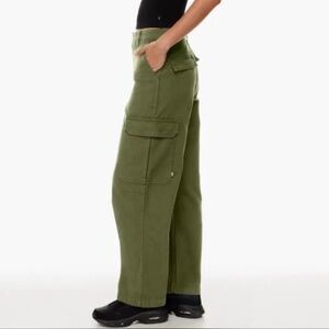 Aritzia Tna Corbett Cargo Pant In Fatigue | Size 10